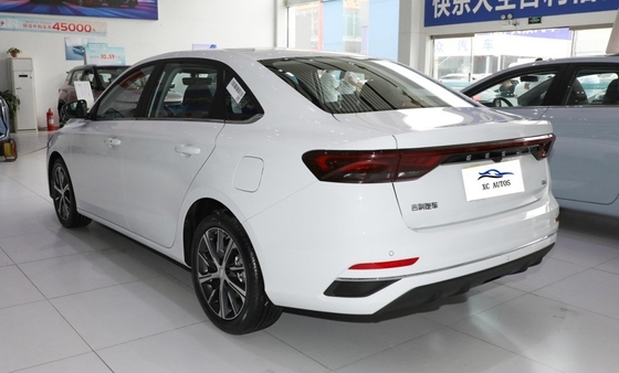 콤팩트 자동차 2023 Gen4 챔피언 에디션 1.5LCVT 타이어 사이즈 205/50 R17와 함께 향상 된 버전