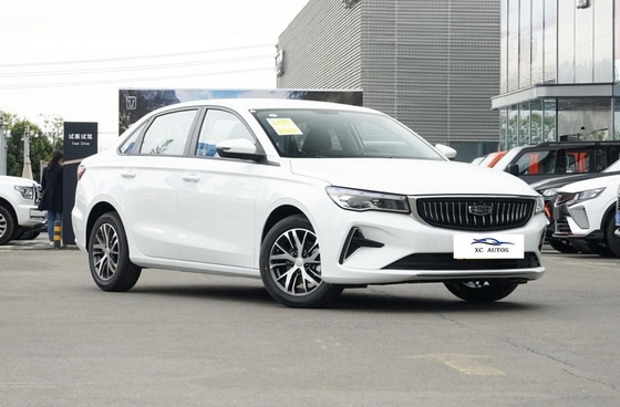 지리 엠그랜드 2023 Gen4 챔피언 에디션 1.5LCVT 럭셔리 버전 4638*1820*1460 L*W*H mm