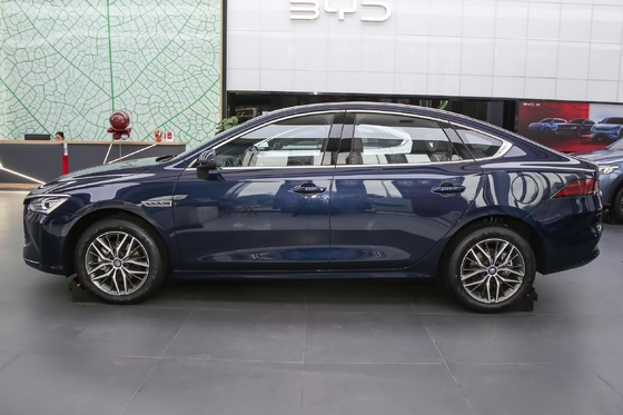 2024 BYD QIN 플러스 DM-i 호너 에디션 55km 리드 레인지 4륜 차량 정상 크루즈 컨트롤