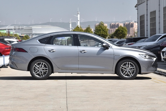2024 BYD QIN 플러스 DM-i 호너 에디션 55km 리드 레인지 4륜 차량 정상 크루즈 컨트롤