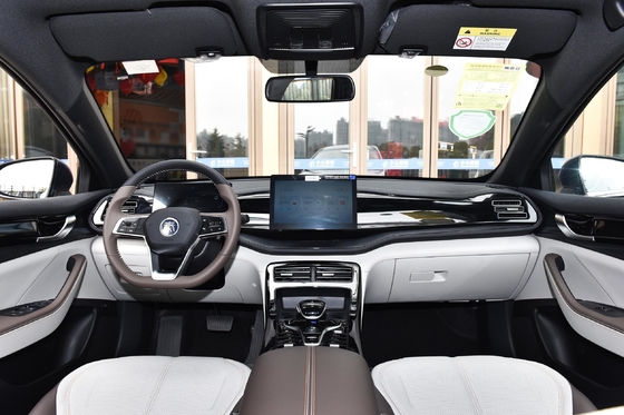 2024 BYD QIN 플러스 DM-i 호너 에디션 55km 리드 레인지 4륜 차량 정상 크루즈 컨트롤