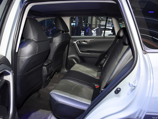 최대 토크 Nm 200-300Nm 토요타 RAV4 5도어 5석 2020 Rva4 연료 컴팩트 SUV 자동차