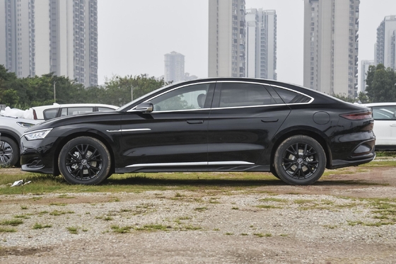 2024 BYD 한 DM-i 호너 에디션 121km 엘리트 레인지 4륜 차량 최고 속도는 185km/h