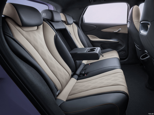 BYD 돌핀 EV 자동차 해치백 4125*1770-1570 L*W*H mm 앞 디스크 후방 디스크 브레이크 시스템