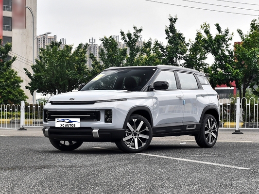2024 기일리 ICON 1.5TD 7개의 전진 셰이프와 5자리 SUV 카시 구조를 갖춘 가솔린 자동차