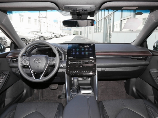 2023 FAW To-yota Avalon 2.0L 세단과 자연 열망과 CVT 변속기와 함께