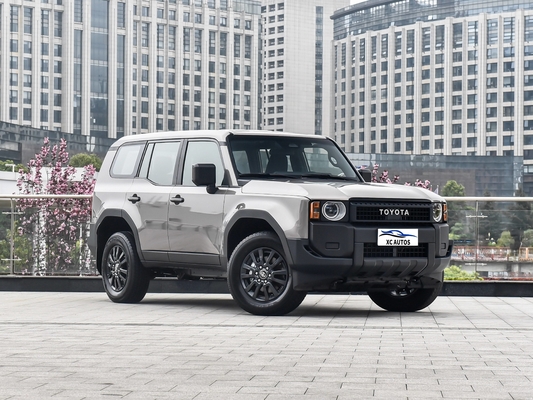 2024 토요타 프라도 150 SUV 전면 격리대 스타일과 기능의 완벽한 조합