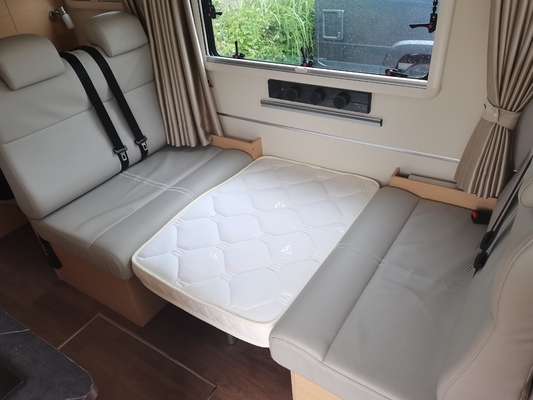 2023 춘천 트럭 캠퍼 RV 자동차 4x4 모터캠 춘천 카라반 토크 390 후방 카메라 360°
