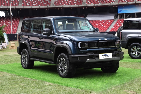 베이징 Bj40 태양 지붕 가솔린 SUV 자동차 2.3t 대형 차량 중고차