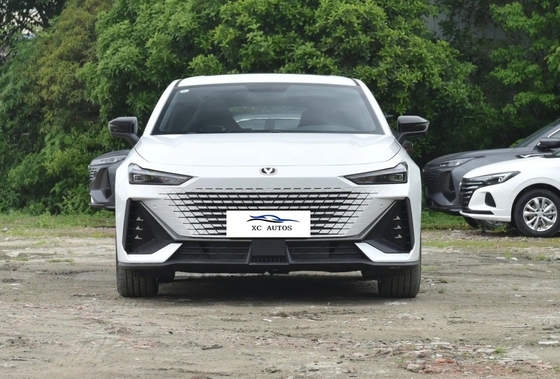 차건 UNI-V 버전, 컴팩트 자동차 1.5T 188hp L4 5도어 5석 헤치백 7단 듀얼 클러치 DCT