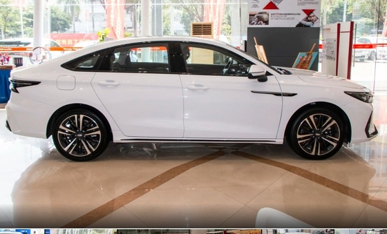 2023 Chery ARRIZO 8 Chi 컴팩트 자동차 가솔린 7단 듀얼 클러치 2.0T 254hp L4 제작