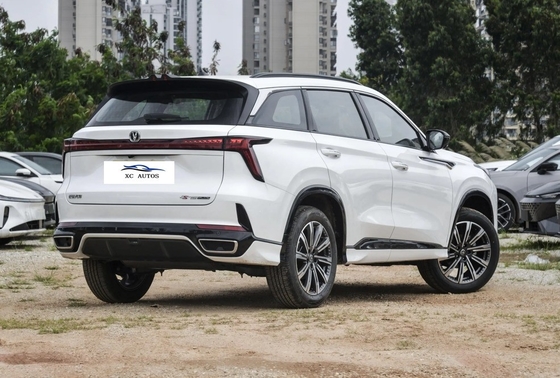 차간 CS75 PLUS 2024 가솔린 SUV 오토 지능형 운전 여행 버전 1.5T 188hp L4 3 세 번째 세대