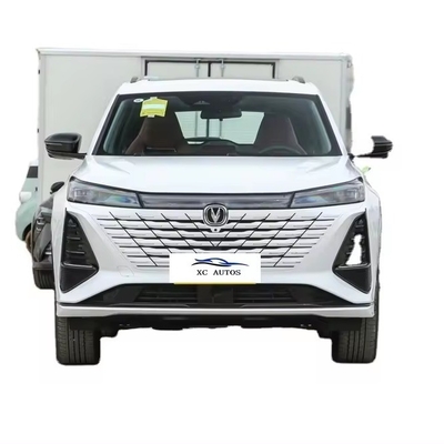 SUV 2024 3세대 챔피언 편집 2.0T 자동 지능형 운전 엔진 버전 2.0T 233hp L4 CHANGAN CS75 PLUS 가솔린
