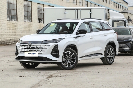SUV 2024 3세대 챔피언 편집 2.0T 자동 지능형 운전 엔진 버전 2.0T 233hp L4 CHANGAN CS75 PLUS 가솔린