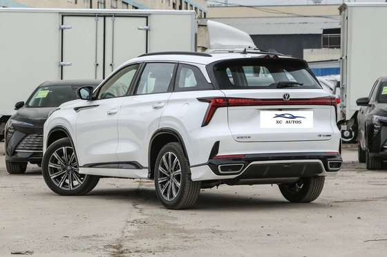 SUV 2024 3세대 챔피언 편집 2.0T 자동 지능형 운전 엔진 버전 2.0T 233hp L4 CHANGAN CS75 PLUS 가솔린
