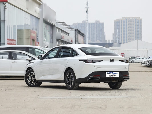 차난 EADO 1.5T GDI DCT 좌측 운전 세단 4도어 5석 가솔린 자동차 시장