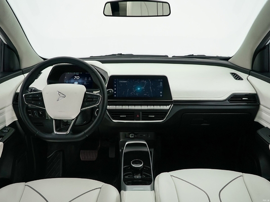 킨테 2020 퀴 네그 GEV 1 유로 VI 305KM 5도어 4석급 해치백