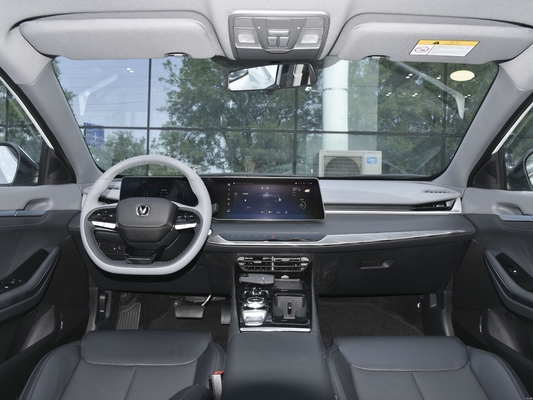 2023 Neta V Rhd 자동차 EV SUV 큰 공간과 5 좌석 맥퍼슨 전면 서스펜션