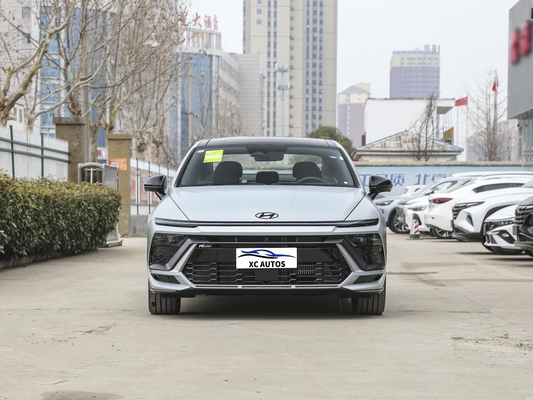 2024 소나타 2.0T FWD 자동 변속기 상자 가죽 좌석과 R19 타이어 유로 VI 컴플라이언스
