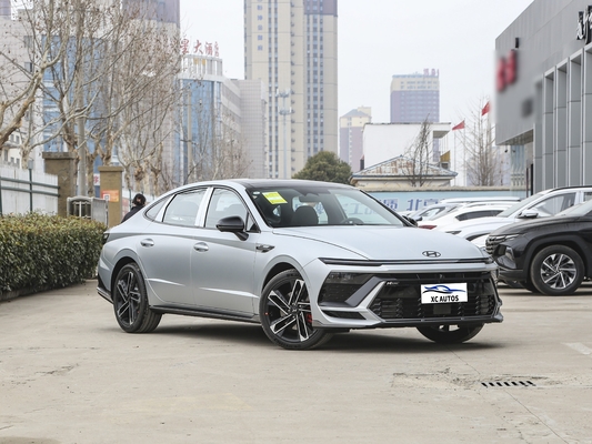 2024 소나타 2.0T FWD 자동 변속기 상자 가죽 좌석과 R19 타이어 유로 VI 컴플라이언스
