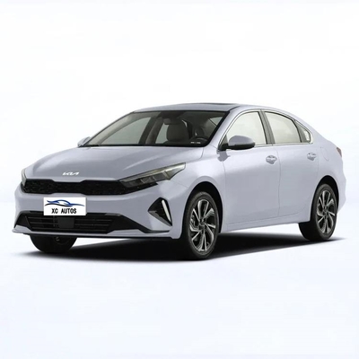 K3 헤드라이트 LED 2024 2WD 엔진 버머 세단 가솔린 중고차 기아 성인용 2WD