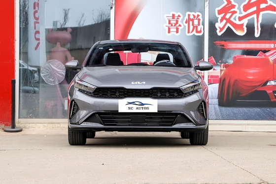 2024 수입 KIA K3 세단 자동차 360° 후방 카메라 고속 가스와 가죽 좌석 재료