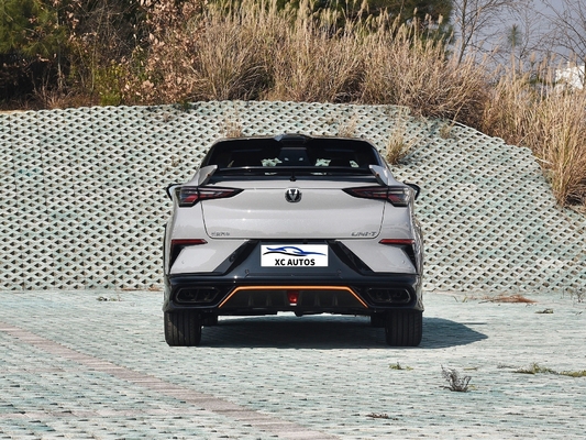 차난 유니트 2.0t 가스 가솔린 자동차 가솔린 차량 가죽 좌석과 LED 전등