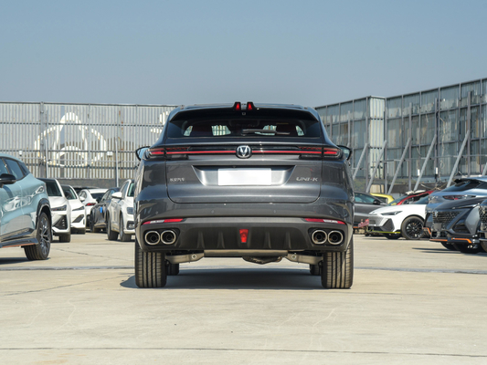 차간 유니-K 2.0T 가솔린 SUV 2024 전기 운전석 조정 및 LED 헤드라이트