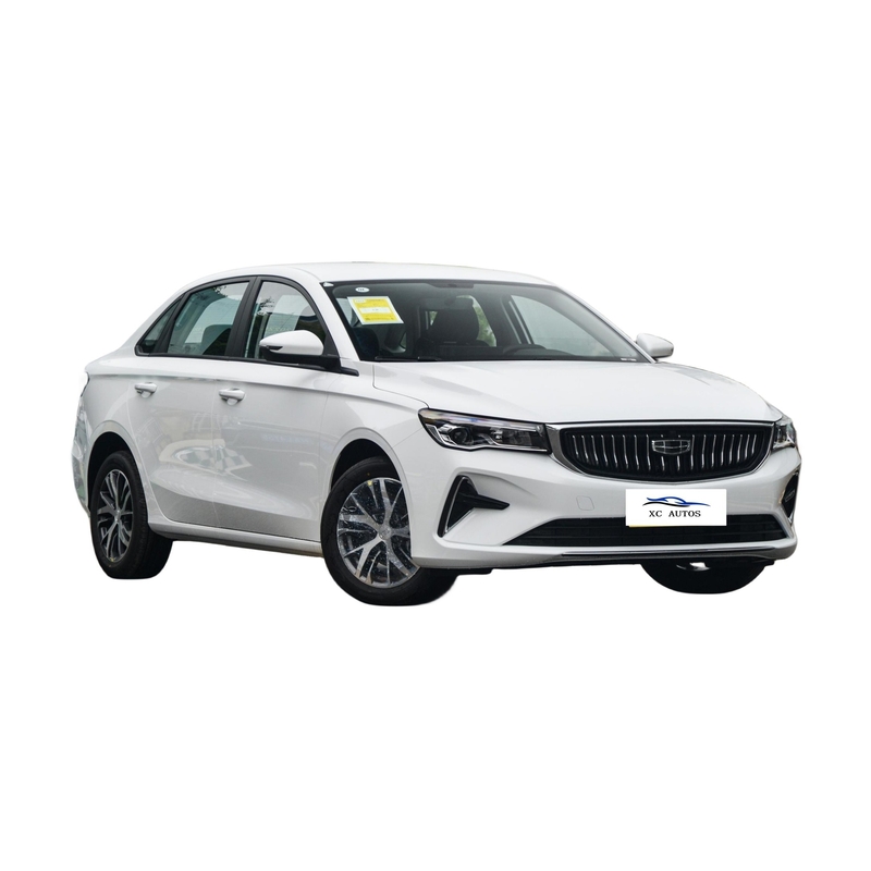 2024 지일리 엠그랜드 HIP 1.5TD-DHT 프로 가솔린 자동차 다중 링크 후방 서스펜션 EV 범위