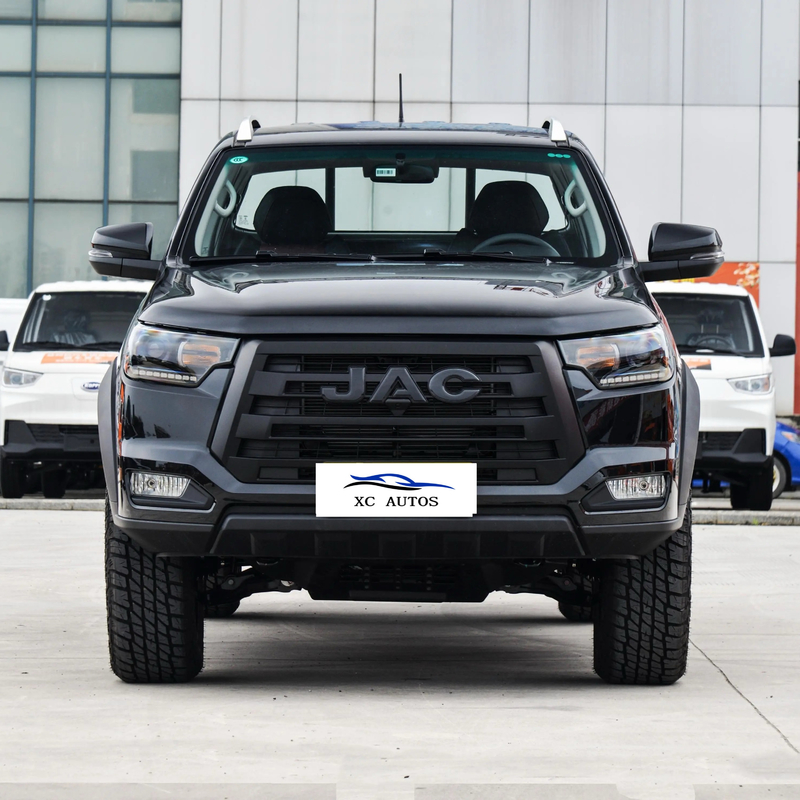 야외활동용 8단 자동 JAC T8 PRO 2.4t 디젤 4WD 픽업트럭