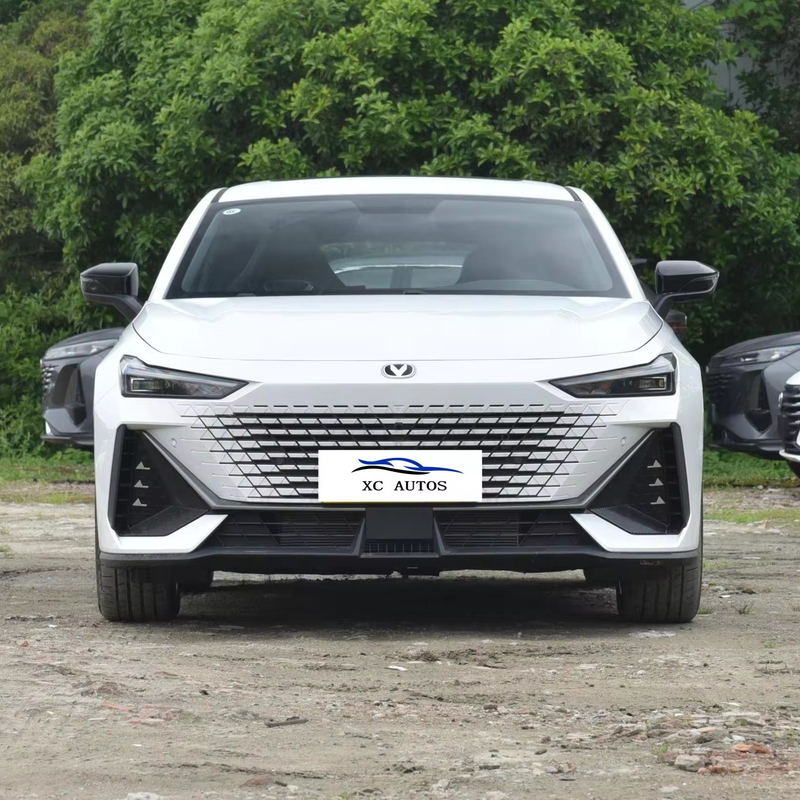 차난 유니-V 1.5t Idd 113 Km 5 문 5 좌석 컴팩트 SUV 하이브리드 자동차에 에너지 플러그 1